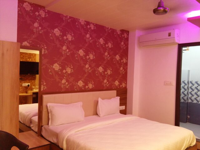 top-hotels-in-udaipur-rajastahn